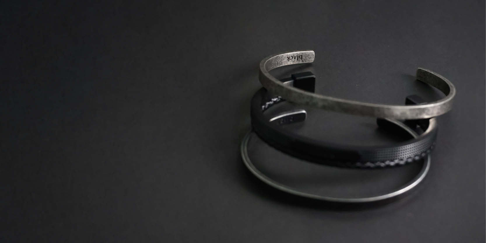 ANILLOS, COLLARES Y PULSERAS