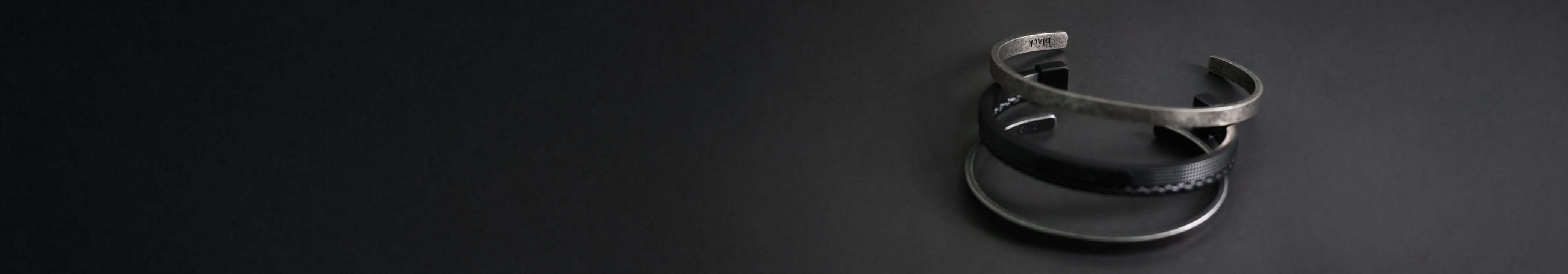 ANILLOS, COLLARES Y PULSERAS