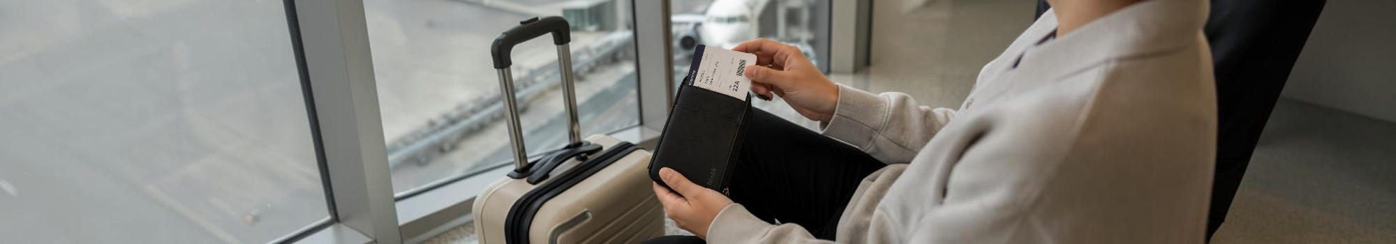 PORTA PASAPORTES